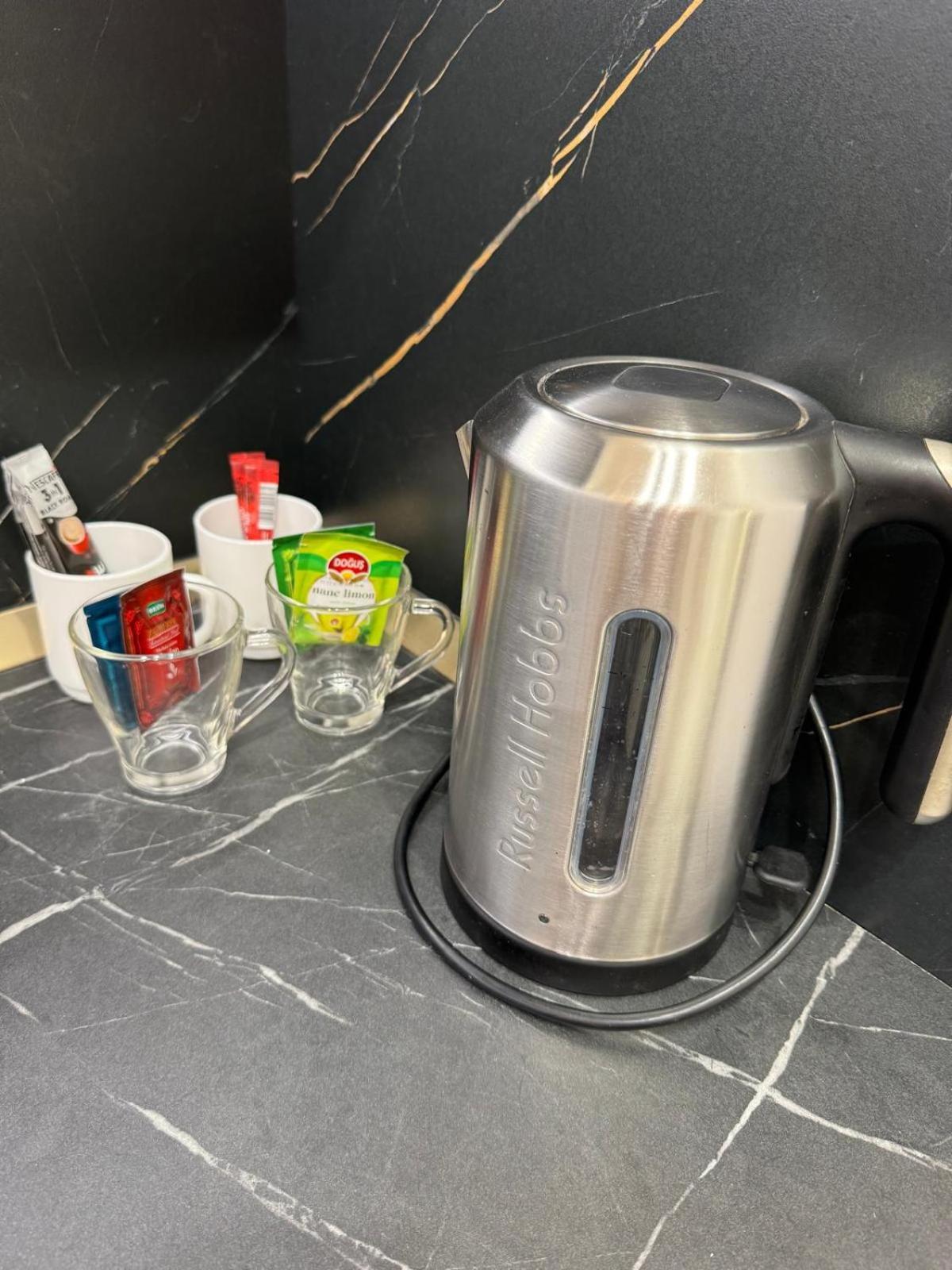 Iasi Ultra Central Apartment Self Check-In Zewnętrze zdjęcie