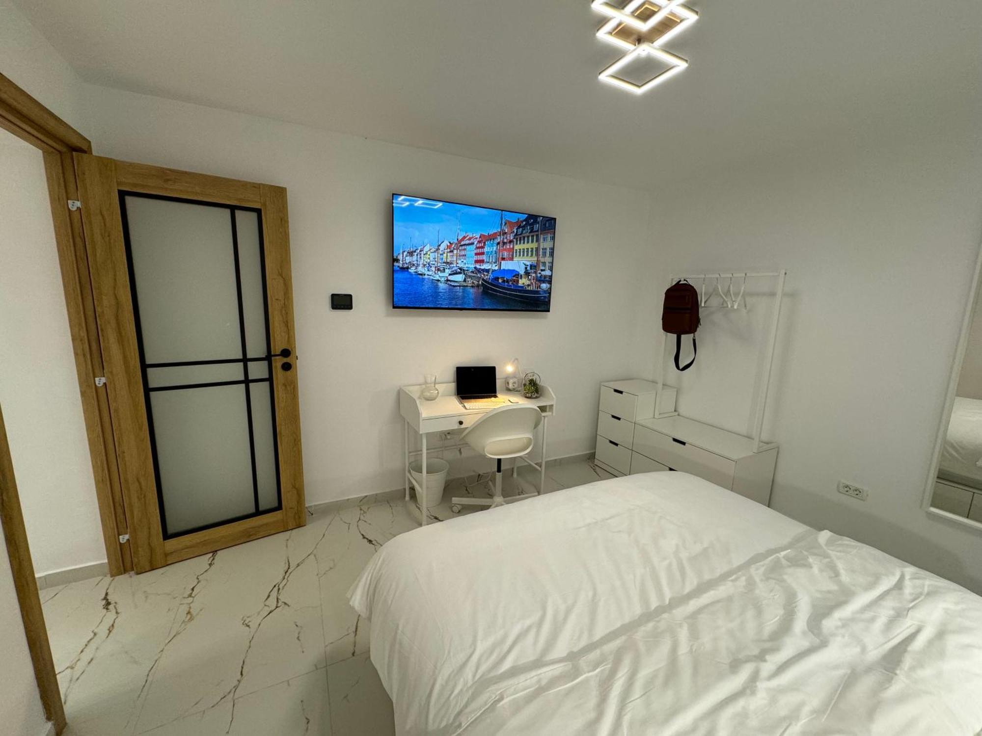 Iasi Ultra Central Apartment Self Check-In Zewnętrze zdjęcie